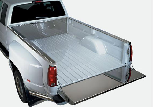 Putco Polished Stainless Full Tailgate Cover 02-08 Dodge Ram - Click Image to Close